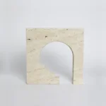تحفة طاولة